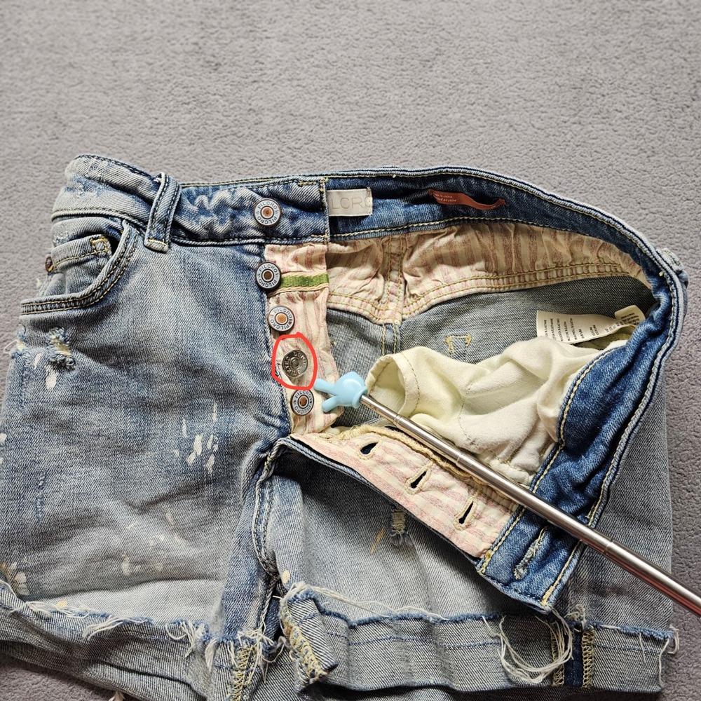 Anthropologie Pilcro Denim Shorts Womens 28 Blue Distressed Paint Splatter Boho - Picture 4 of 11